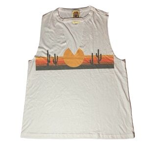 ✨NWOT Classic Rock Couture White Tank Top Vibrant Desert Graphic